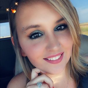 Meet your Posher, Kalena